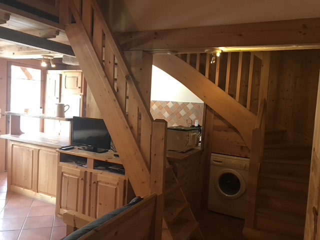 Accès étage et mezzanine appartement duplex