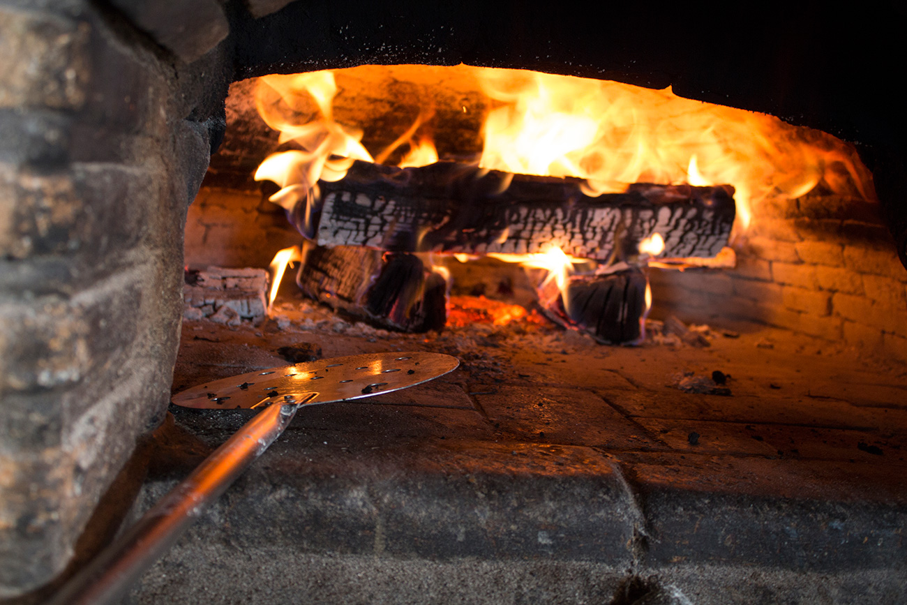 Four au feu de bois