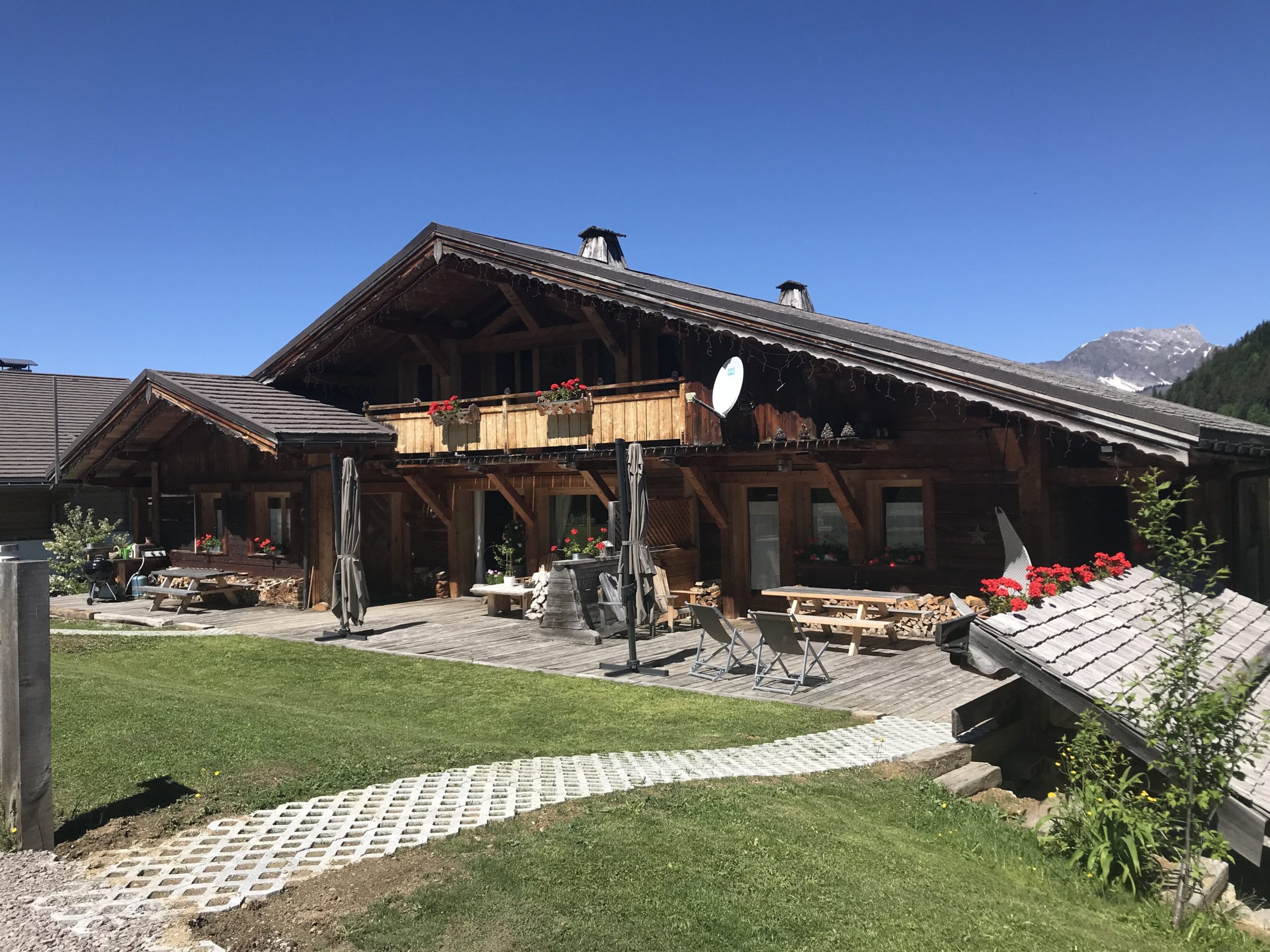 La Ferme des Georgières en été