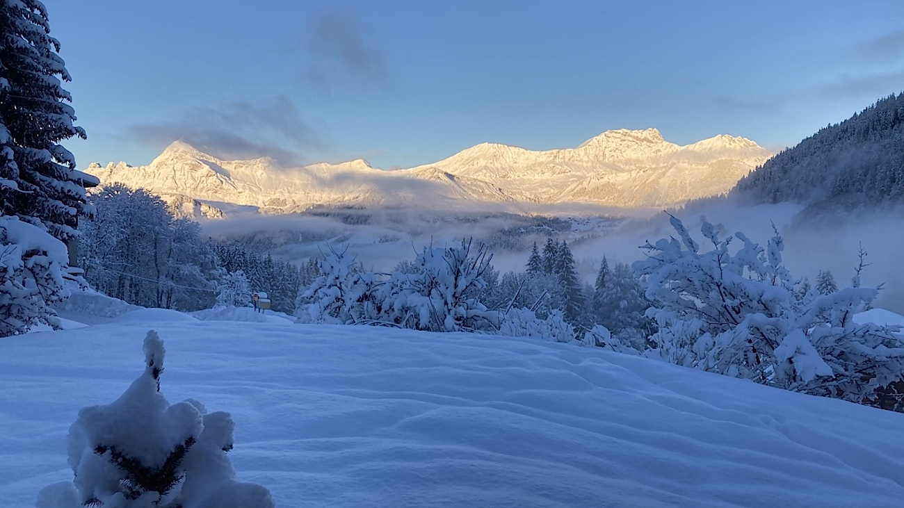 Lever de soleil sur les Aravis